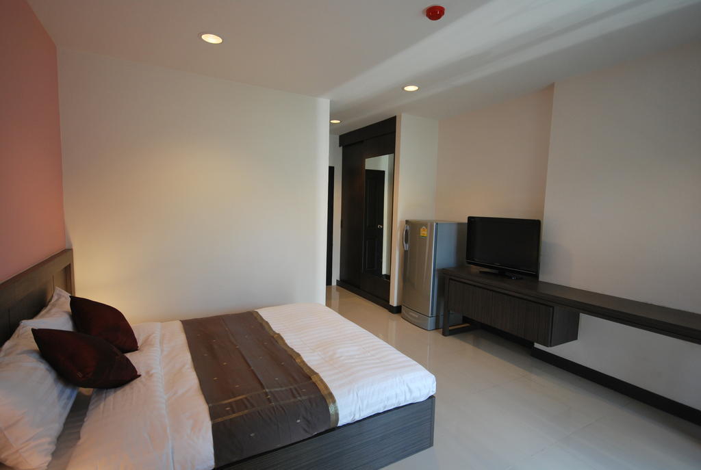 Baan Mina Aparthotel Μπανγκόκ Δωμάτιο φωτογραφία